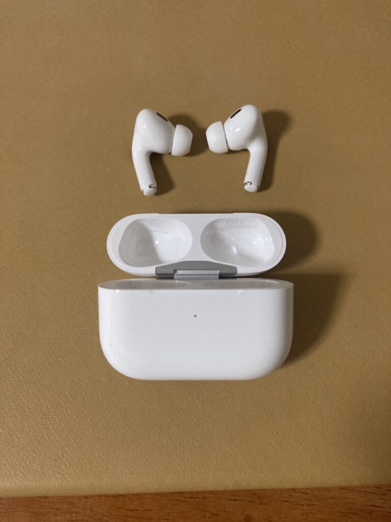 AirPods Pro 第2世代を購入・飛行機で使ってみた - moyamin blog