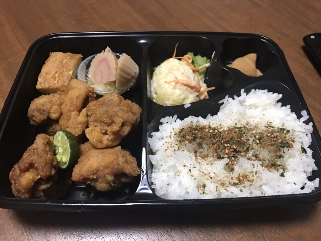 唐揚げ弁当